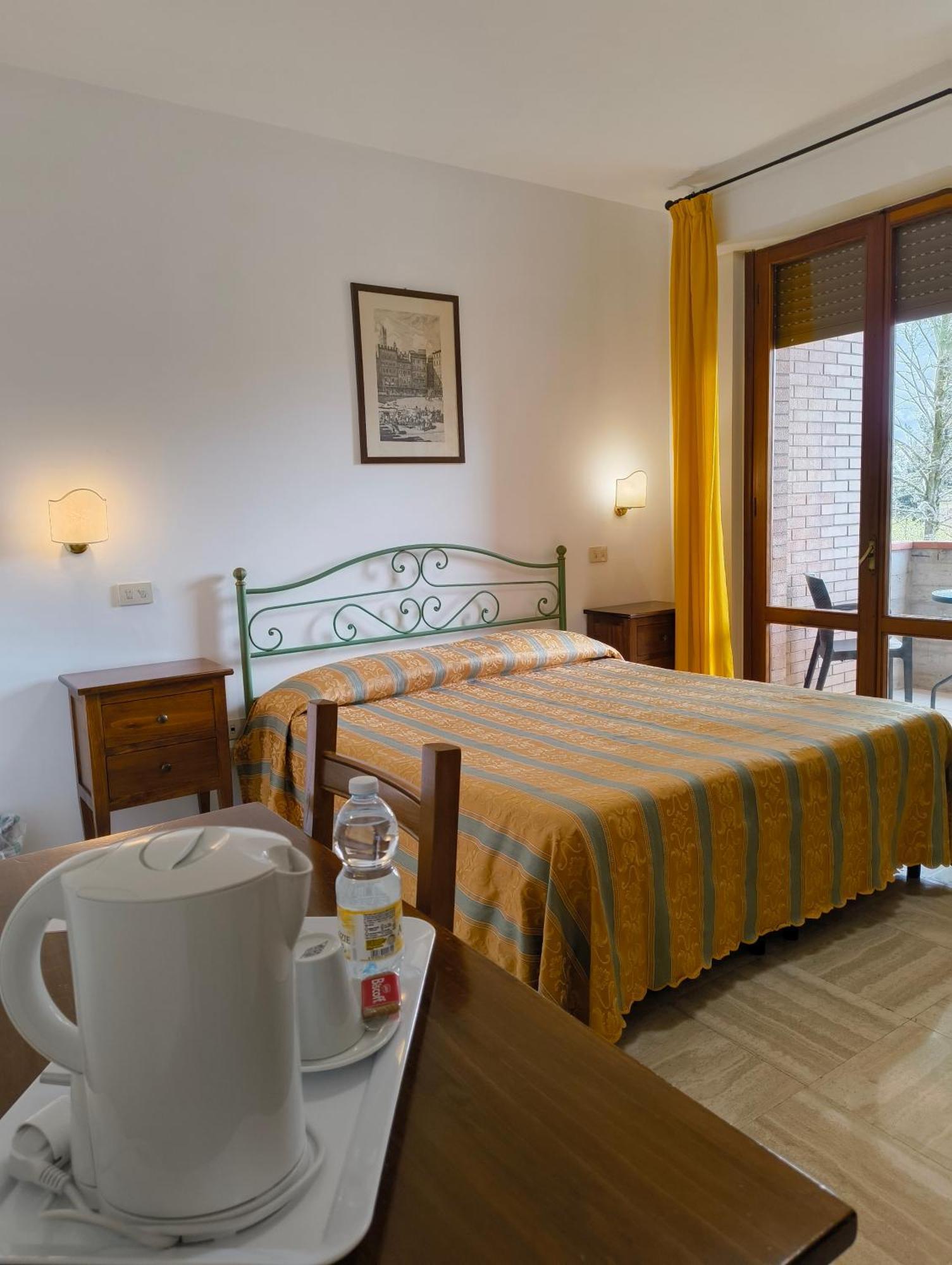 Hotel I Platani Сієна Екстер'єр фото